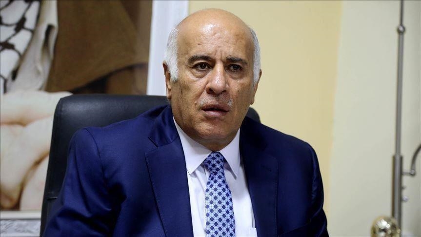 إسرائيل تسلم "الرجوب" استدعاء إلى مكتب المخابرات بعوفر