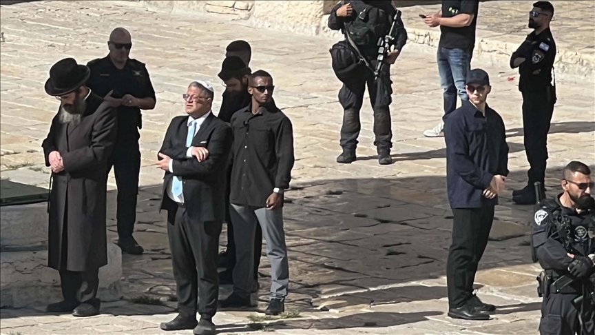 İngiltere, İsrailli Bakan Ben-Gvir'in Mescid-i Aksa baskınını kınadı