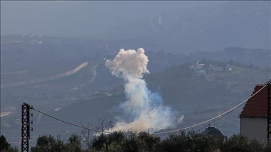 Israël bombarde 5 villages libanais