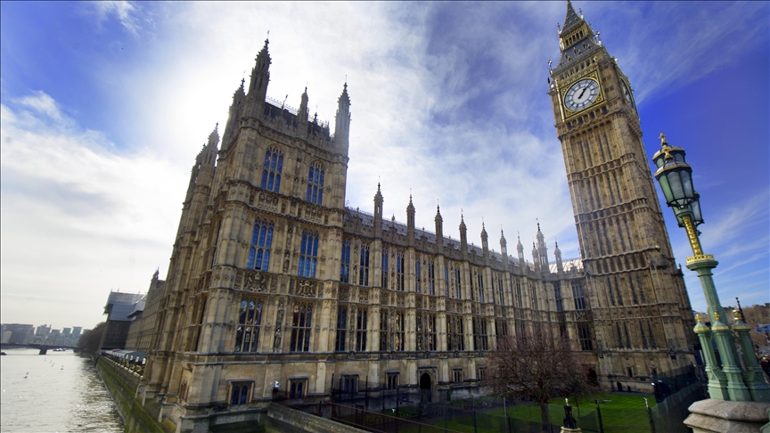 UK says it is in interests of both Israelis, Palestinians to 'urgently' agree on a deal