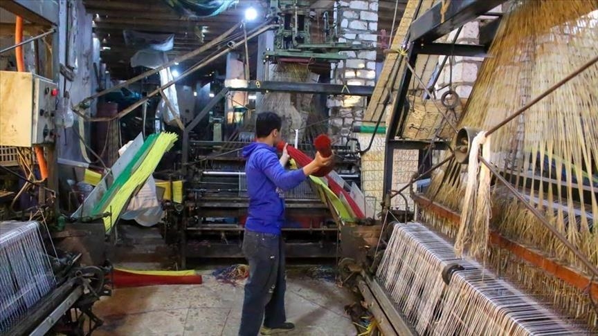 مصر.. البطالة تتراجع إلى 6.5 بالمئة خلال الربع الثاني