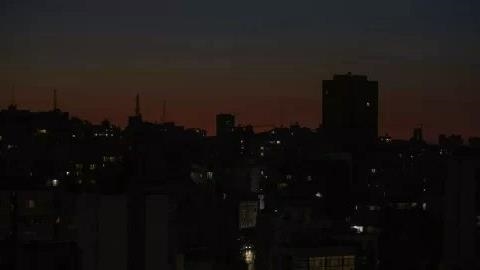 Libanon ostao u mraku: Nestalo struje na cijelom teritoriju države