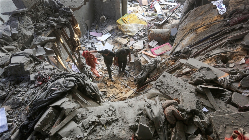 9 Palestinians killed in Israeli airstrike on school sheltering displaced people in Gaza City 9 Palestinians killed in Israeli airstrike on school sheltering displaced people in Gaza City