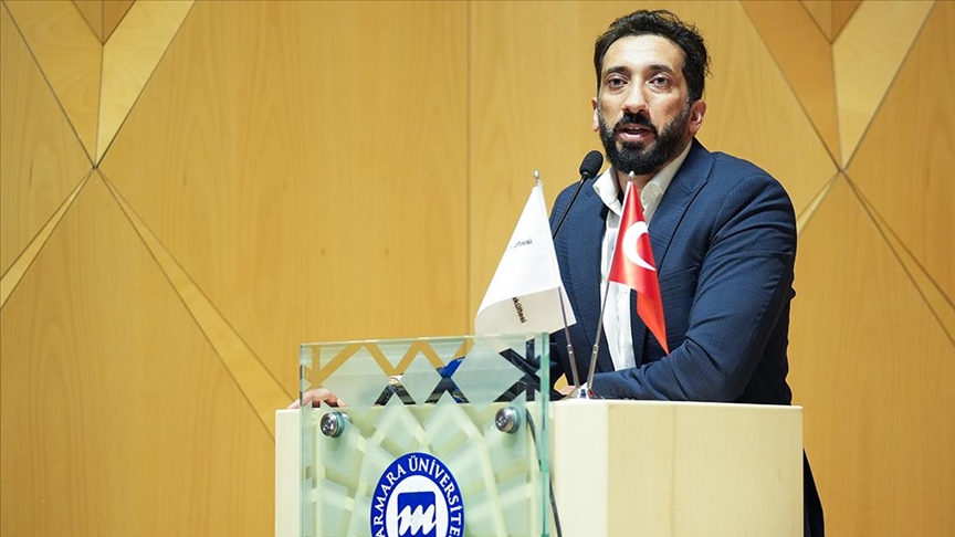 ABD'li yazar Nouman Ali Khan, İstanbul'da okurlarıyla buluştu