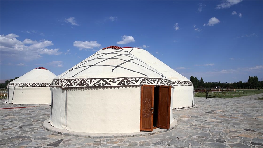 Muş ve Bitlis'te Malazgirt Zaferi'nin 953. yıl dönümü hazırlıkları devam ediyor