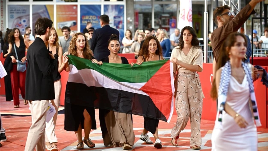 Podrška Palestini na crvenom tepihu Sarajevo Film Festivala