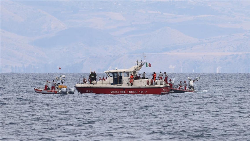 İtalya'da yatın fırtınada batması sonucu ölenlerin sayısı 6'ya çıktı