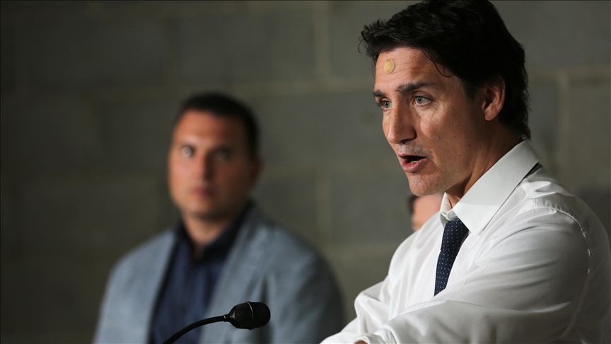 Premier Trudeau 'disgusted' over threats against Jewish institutions across Canada