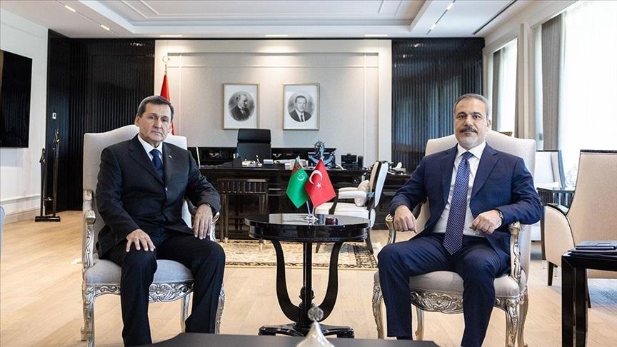 Turkish, Turkmen foreign ministers discuss matters of bilateral cooperation