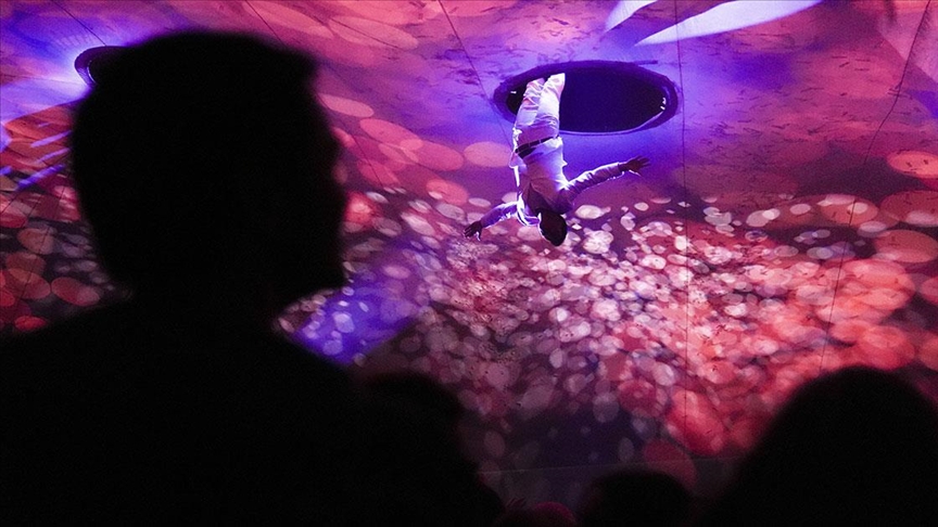 "Fuerza Bruta Wayra" Volkswagen Arena'da izleyiciyle buluştu