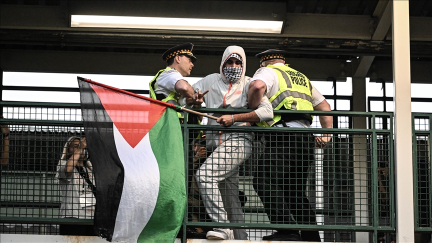 Democrats demand Palestinian speaker on final day of Democratic National Convention