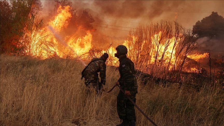 Грција предупреди на многу висок ризик од пожари, додека пожарот на планината Кушница беснее веќе петти ден