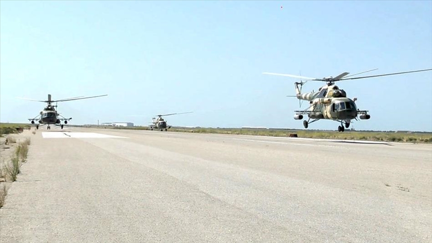 ВВС Азербайджана совершенствуют боевые навыки экипажей вертолетов