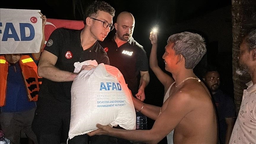 Türkiye sends aid to flood-stricken Bangladesh