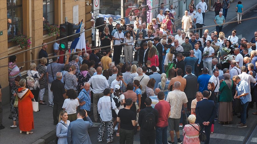 Bosna Hersek'te 29 yıl önce pazar yerinde katledilenler törenle anıldı