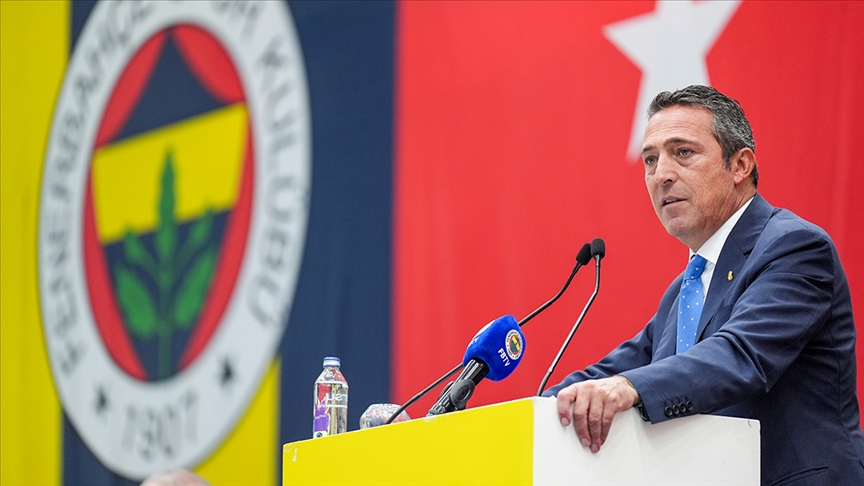 Fenerbahçe, Ali Koç döneminde yüksek bedelli oyuncu satışlarıyla ön plana çıkıyor