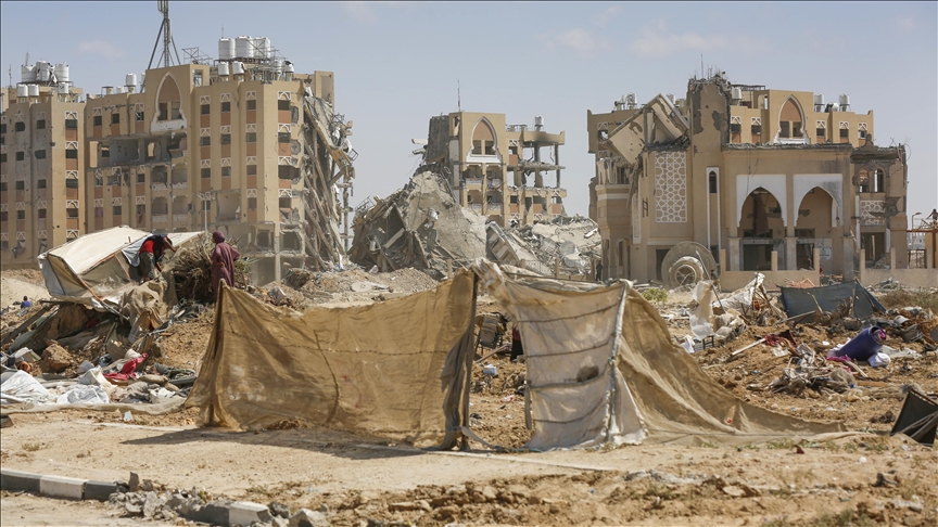 Israel allows displaced Palestinians to return to parts of Deir al-Balah for 1st time: UN