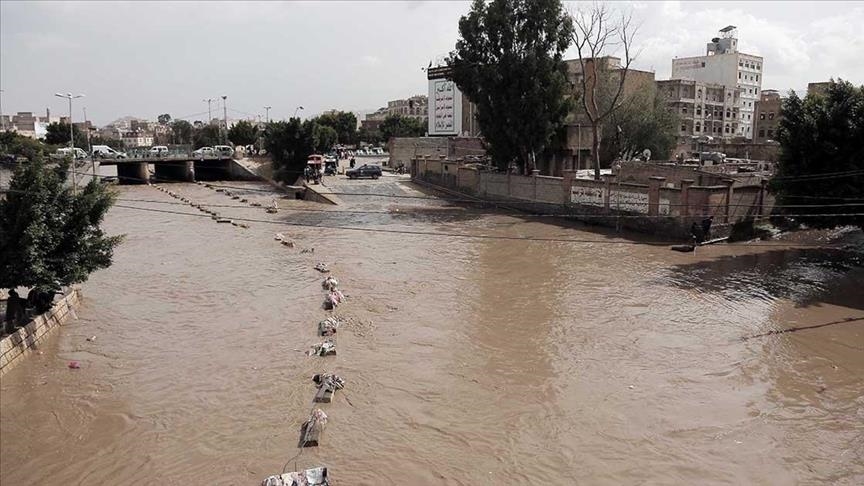 "الحوثي": ارتفاع وفيات السيول بالحديدة اليمنية إلى 84 