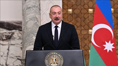 Aliyev, Ermenistan'ın barışla ilgilenmediğini ve kasıtlı olarak süreyi uzattığını söyledi