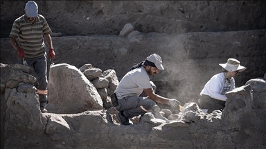 Traces of settlement dating back 6,000 years discovered in eastern Türkiye