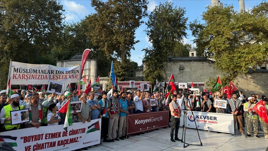 Rally in Istanbul calls for boycott of Israeli products