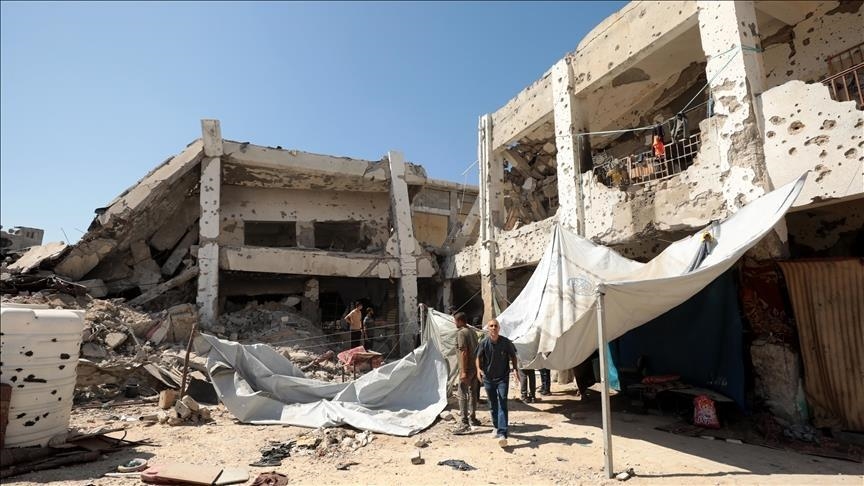 غزة.. ارتفاع عدد قتلى قصف مدرسة تؤوي نازحين إلى 11 فلسطينيا