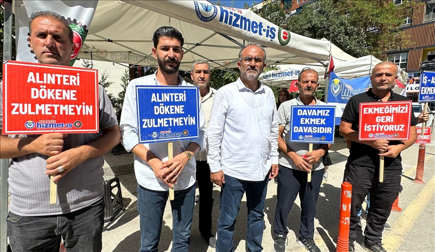 Van'da işten çıkarılan belediye çalışanları görevlerine dönmek istiyor