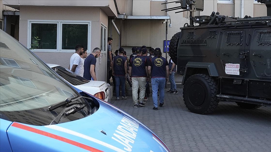 Diyarbakır'da 8 yaşındaki Narin'in kaybolmasına ilişkin soruşturmada amcası tutuklandı