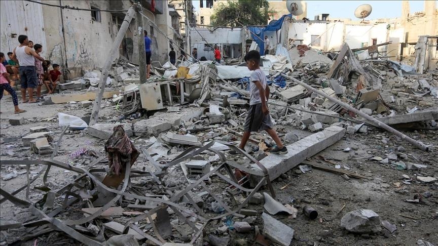Israel asesina a cinco palestinos que compraban pan cerca de una escuela con desplazados en Gaza