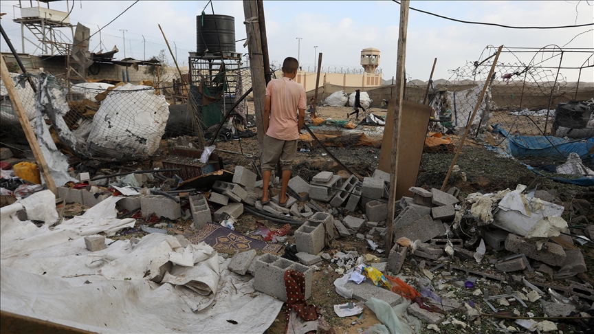 Gaza death toll exceeds 40,800 as Israeli army kills 33 more Palestinians Gaza death toll exceeds 40,800 as Israeli army kills 33 more Palestinians