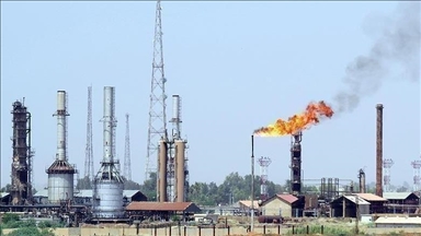 Nigeria's 1st private refinery rolls out gasoline to African market