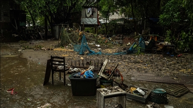 10 dead, thousands displaced as tropical storm ravages Philippines