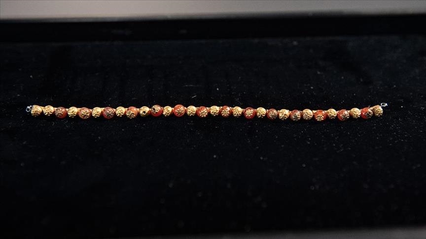 2,700-year-old gold necklace displayed at US museum returns to Türkiye