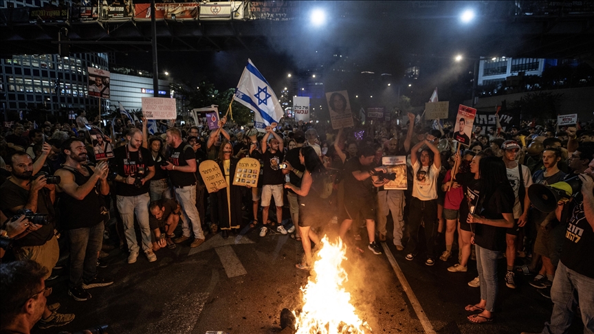 Thousands of Israelis again take to streets to demand hostage swap deal