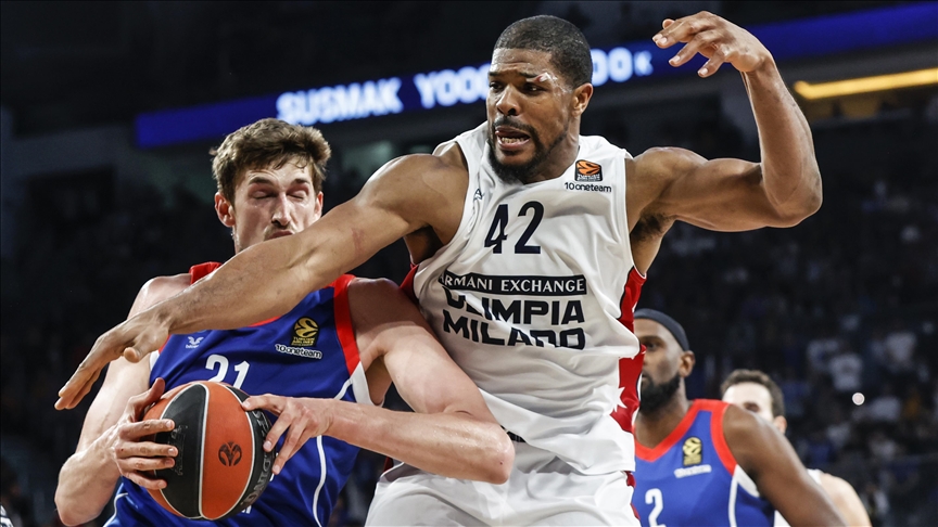 Kyle Hines announces retirement from basketball