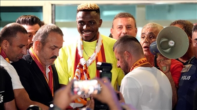 Galatasaray, Victor Osimhen transferini duyurdu