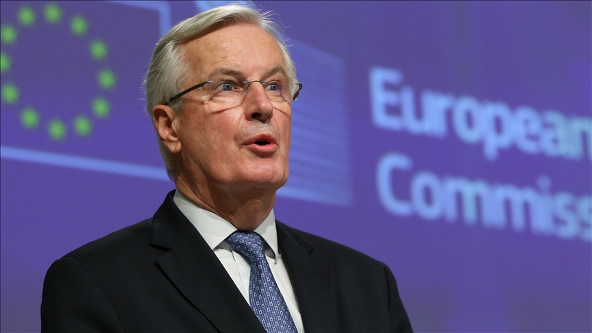 Macron nombra Michel Barnier, quien gestionó las negociaciones del Brexit, como el nuevo primer ministro del país