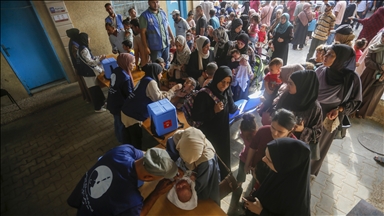 Israeli army blocks entry of medical teams for polio vaccination in Khan Younis