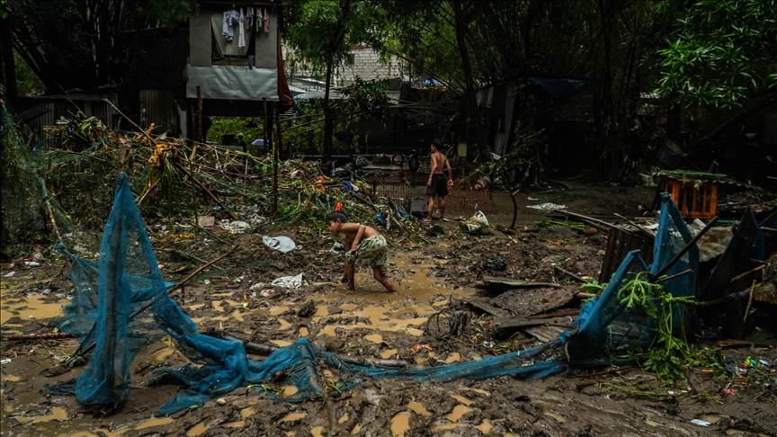 Super Typhoon Yagi forces widespread closures in southern China, Hong Kong