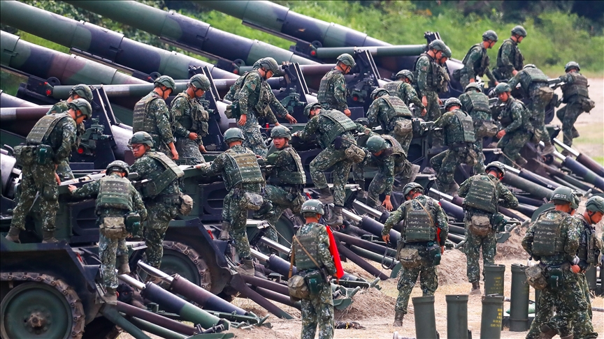 Taiwan's president visits soldiers on outlaying Penghu islands