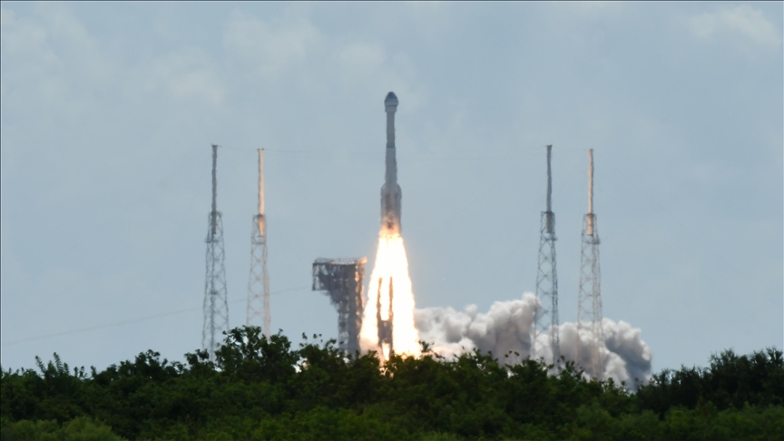 La nave espacial Starliner de Boeing regresa a la Tierra sin sus dos astronautas