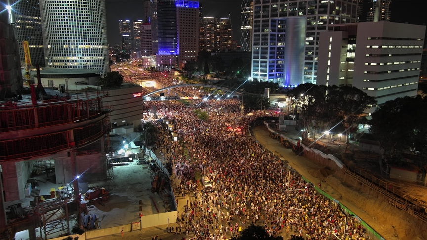 Protesters take to streets across Israel demanding hostage swap deal with Palestinian factions