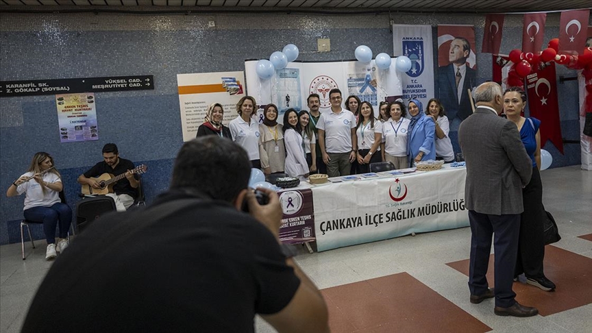 "Prostat Kanseri Farkındalık Ayı" nedeniyle Kızılay Metro İstasyonu'nda etkinlik yapıldı