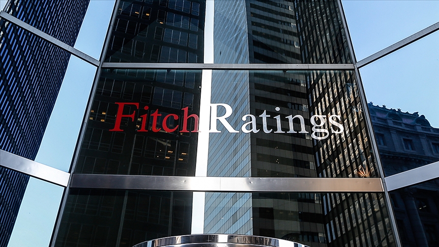 Fitch, bu yıla ilişkin küresel ekonomik büyüme tahminini yükseltti