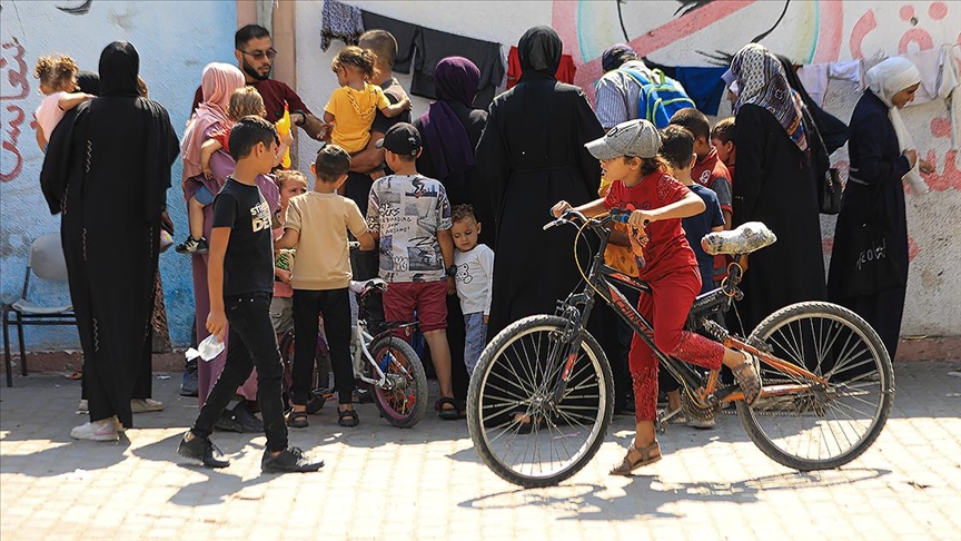 Gazze Şeridi'nin kuzeyi ve Gazze kentinde çocuk felci aşılama kampanyası başladı