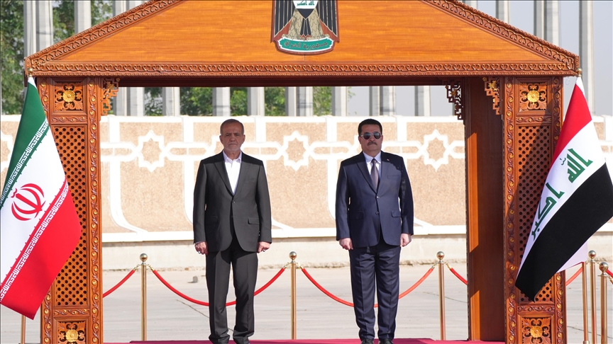 رئيس الوزراء العراقي يستقبل الرئيس الإيراني في بغداد