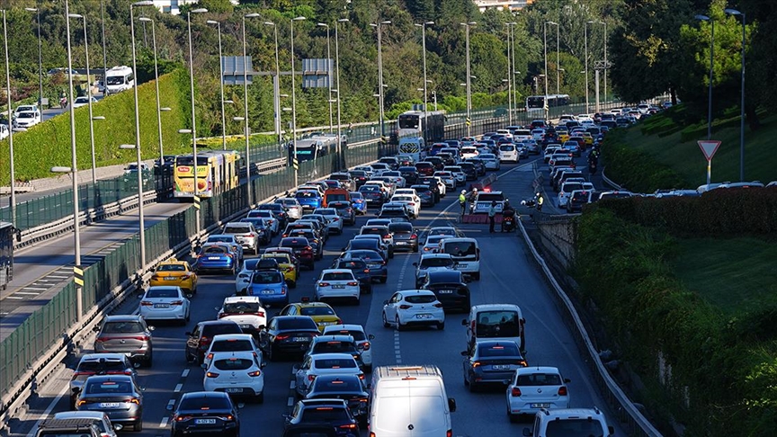 Bakan Yerlikaya rakam vererek açıkladı: Trafikte yeni dönem başlıyor!