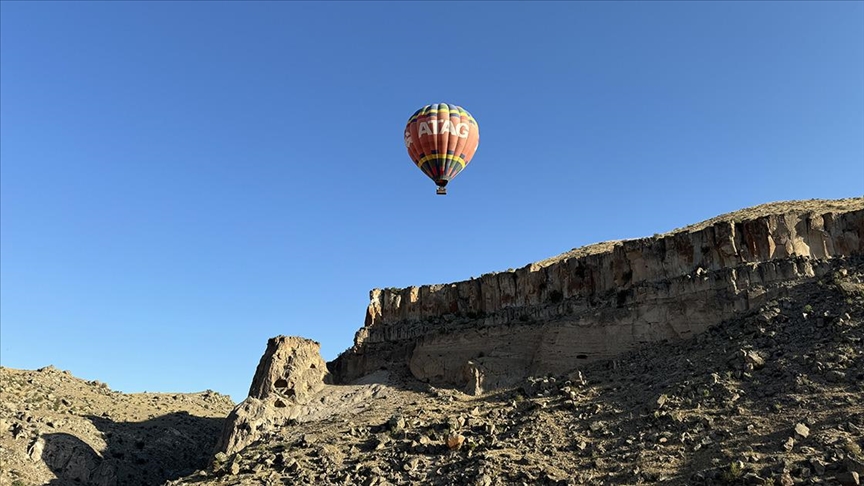 Aksaray'da medya temsilcileri Ihlara Vadisi ile Selime Katedrali'ni kuş bakışı izledi