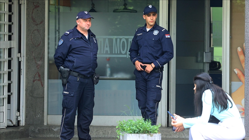 Srbija: Školski policajci i ubuduće prisutni u svim školama