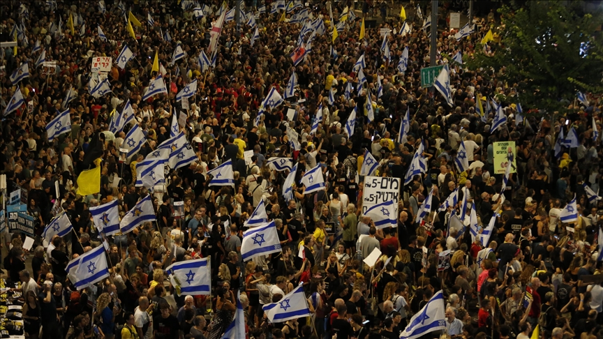 Thousands of Israelis take to streets to demand hostage swap deal with Palestinian factions